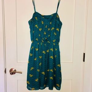 Teal patterned dress, perfect for summer!